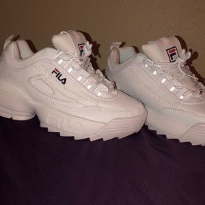 Never worn fila running shoes